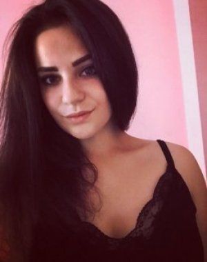 Почему мужчины хотят попробовать секс с девушкой на час разного возраста?
